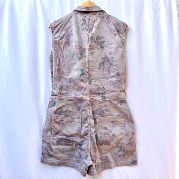 LUCKY BRAND x LAURA ASHLEY PRINTED FLORAL COVERALL SHORT IN SPRING PURPLE - Picture 10 of 10